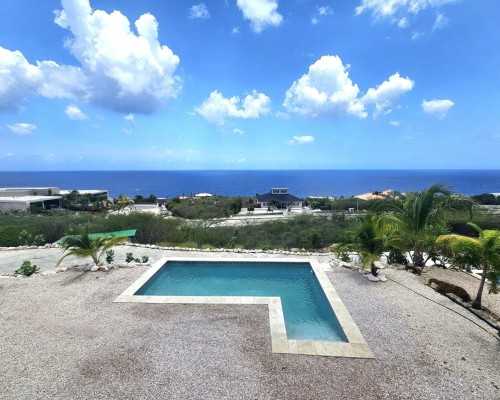 First occupancy – Exclusive apartment in a dream location with sea view!