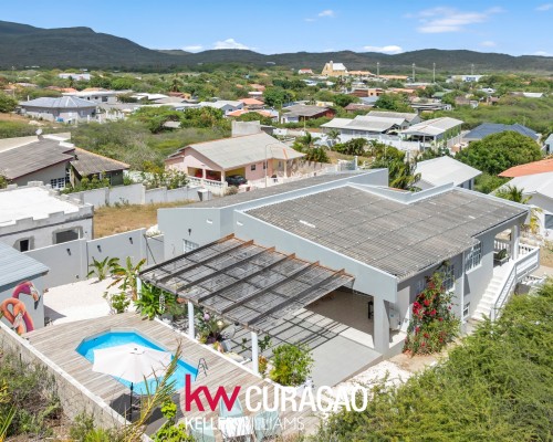 Kaya Hose S. Jansen Kaya Hose S. Jansen