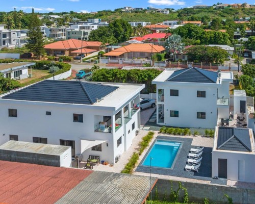 18 Kaya Naiguata #18 18 Kaya Naiguata #18