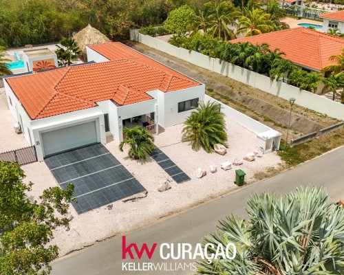 Luxury Investment Villa for Sale in Blue Bay Luxury Investment Villa for Sale in Blue Bay