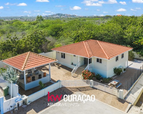 Investment Opportunity: 3-Bedroom Home in Marbella Estate, Jan Thiel Investment Opportunity: 3-Bedroom Home in Marbella Estate, Jan Thiel