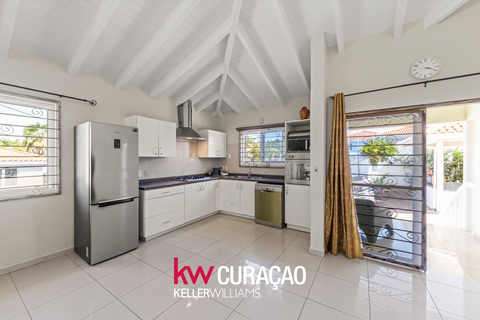 Investment Opportunity: 3-Bedroom Home in Marbella Estate, Jan Thiel photo 8