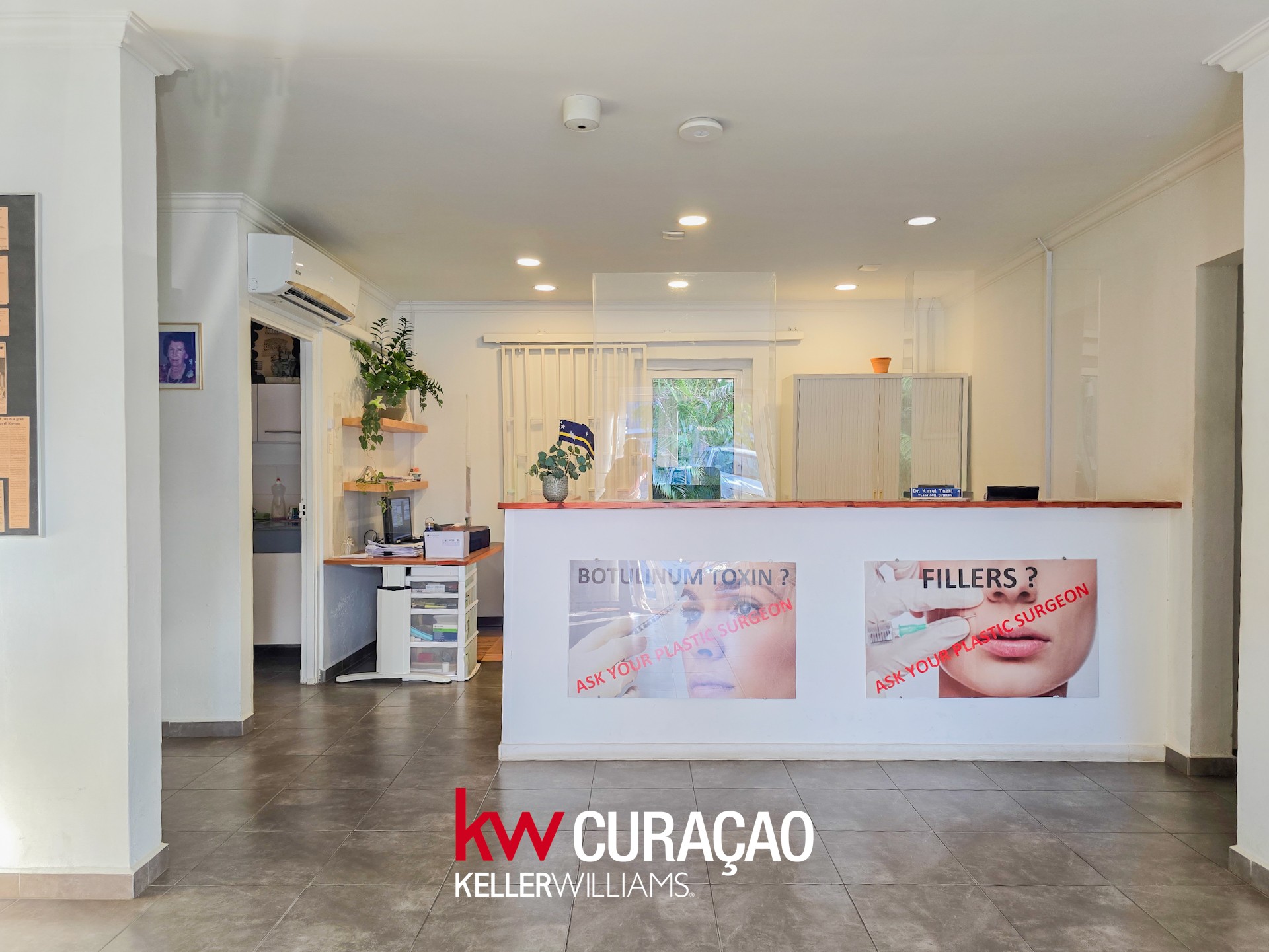Spacious office/business location for rent in Mahaai photo 3
