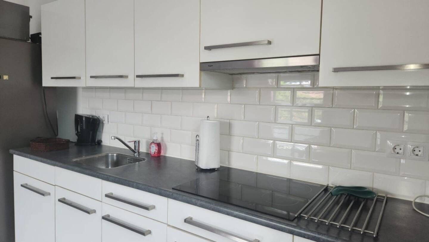 Great central located apartments! photo 11