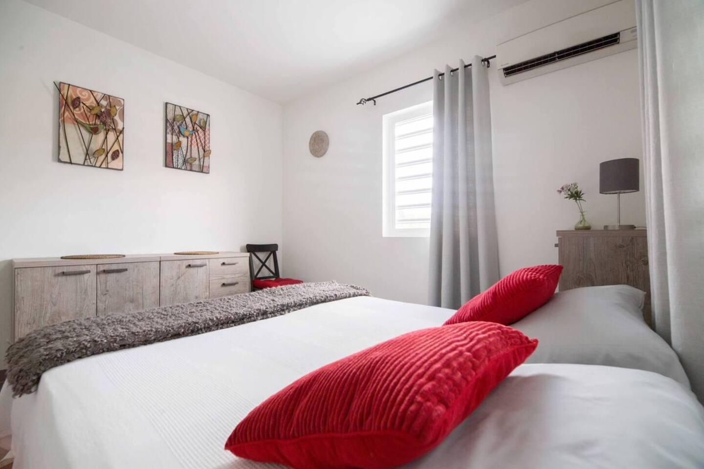 Great central located apartments! photo 15